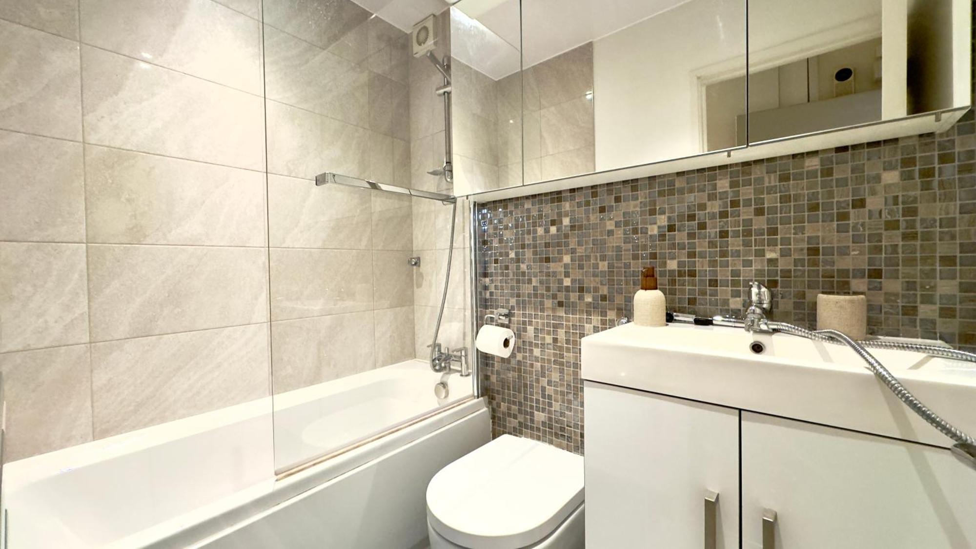 Lovely 1 Bedroom Facing Regents Park By Wild Apartment London